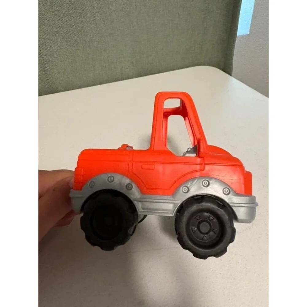 Little people orange truck